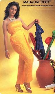 Madhuri Dixit feet photo thumbnail