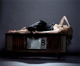 Isla Fisher feet photo thumbnail
