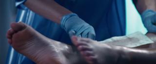 Jennifer Lawrence feet photo thumbnail