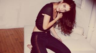 Barbara Palvin feet photo thumbnail
