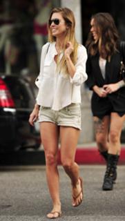 Audrina Patridge feet photo thumbnail