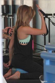 Ashley Tisdale feet photo thumbnail