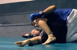 Ronda Rousey feet photo thumbnail