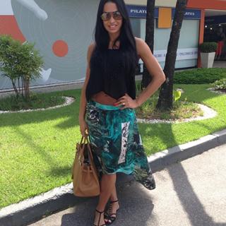 Gracyanne Barbosa feet photo thumbnail