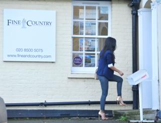 Jasmin Walia feet photo thumbnail