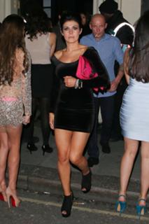 Kym Marsh feet photo thumbnail