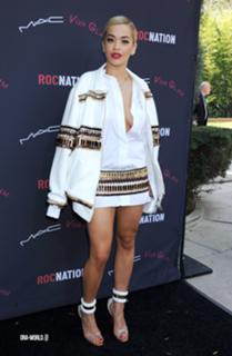 Rita Ora feet photo thumbnail