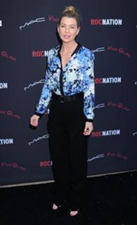 Ellen Pompeo feet photo thumbnail