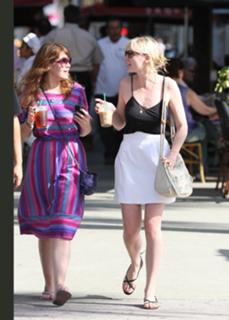 Kirsten Dunst feet photo thumbnail