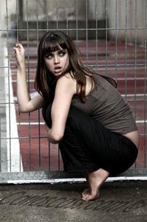 Ana de Armas feet photo thumbnail