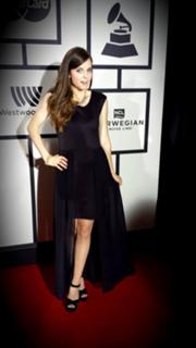 Tiffany Alvord feet photo thumbnail