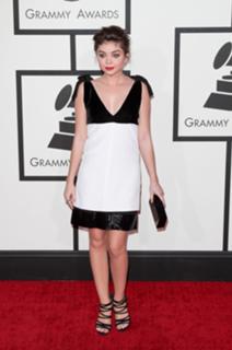 Sarah Hyland feet photo thumbnail
