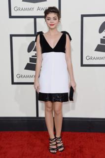 Sarah Hyland feet photo thumbnail