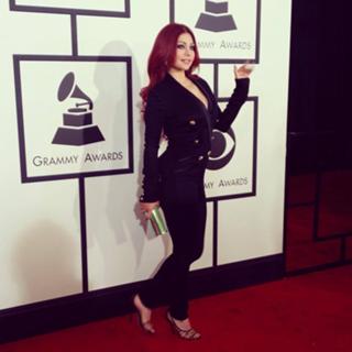Haifa Wehbe feet photo thumbnail