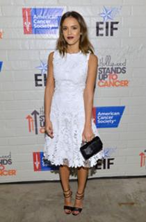 Jessica Alba feet photo thumbnail
