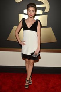Sarah Hyland feet photo thumbnail