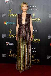 Cate Blanchett feet photo thumbnail
