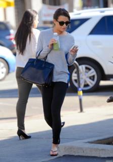 Lea Michele feet photo thumbnail