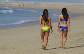 Brie Garcia feet photo thumbnail