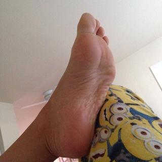 Franciely Freduzeski feet photo thumbnail