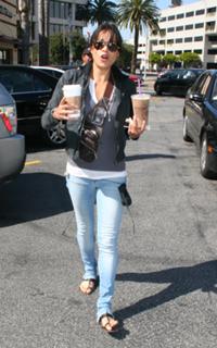 Michelle Rodriguez feet photo thumbnail