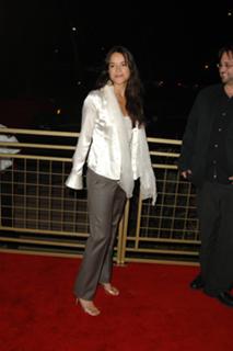 Michelle Rodriguez feet photo thumbnail