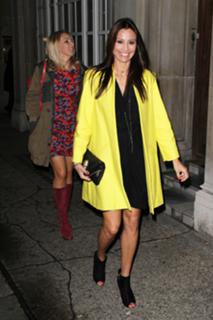 Melanie Sykes feet photo thumbnail