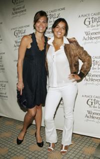 Michelle Rodriguez feet photo thumbnail