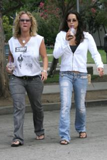 Michelle Rodriguez feet photo thumbnail