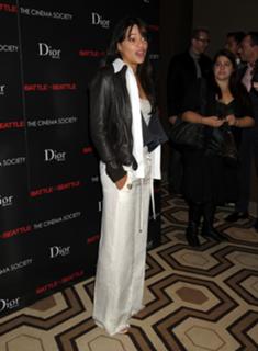 Michelle Rodriguez feet photo thumbnail