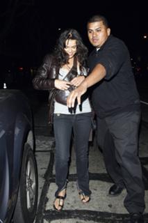Michelle Rodriguez feet photo thumbnail