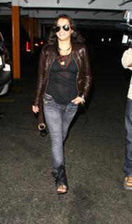 Michelle Rodriguez feet photo thumbnail