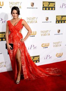 Nikki Garcia feet photo thumbnail