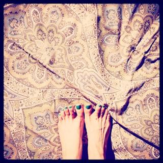 Britt Lower feet photo 5