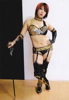 Kanako Urai feet photo thumbnail