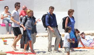 Emma Thompson feet photo thumbnail