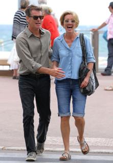 Emma Thompson feet photo thumbnail