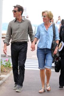 Emma Thompson feet photo thumbnail