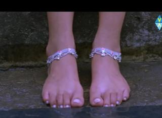 Taapsee Pannu feet photo thumbnail