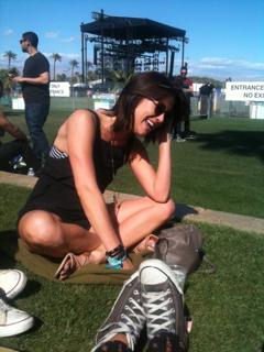Jessica Stroup feet photo thumbnail