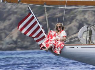Cameron Diaz feet photo thumbnail