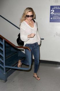 Kate Hudson feet photo thumbnail