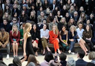 Rosie Huntington-Whiteley feet photo thumbnail