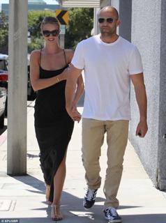 Rosie Huntington-Whiteley feet photo thumbnail