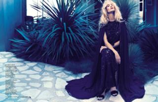 Rosie Huntington-Whiteley feet photo thumbnail