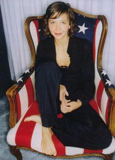 Maggie Gyllenhaal feet photo thumbnail