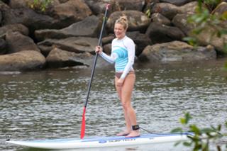 LeAnn Rimes feet photo thumbnail