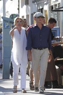 Emma Thompson feet photo thumbnail