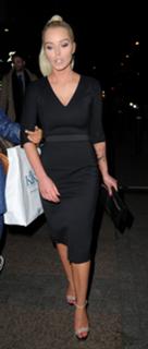 Helen Flanagan feet photo thumbnail