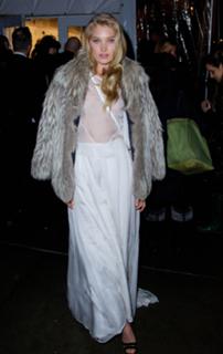 Elsa Hosk feet photo thumbnail